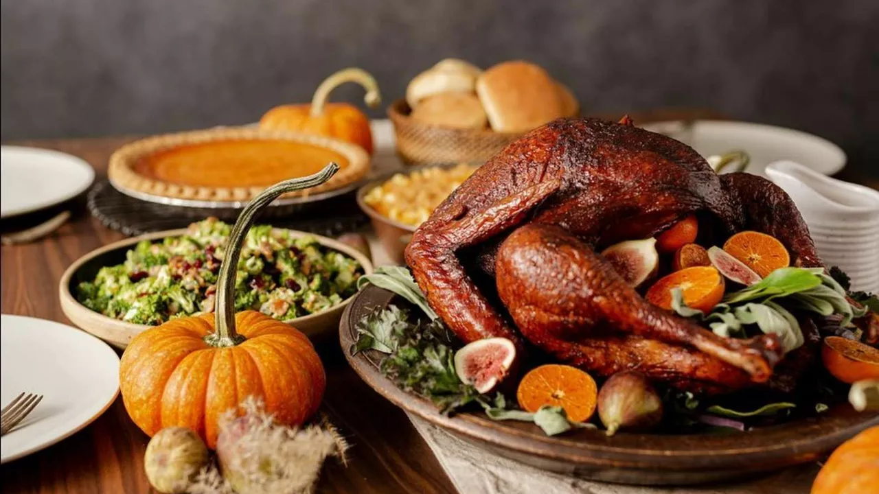 What are the essential components of a Thanksgiving dinner?